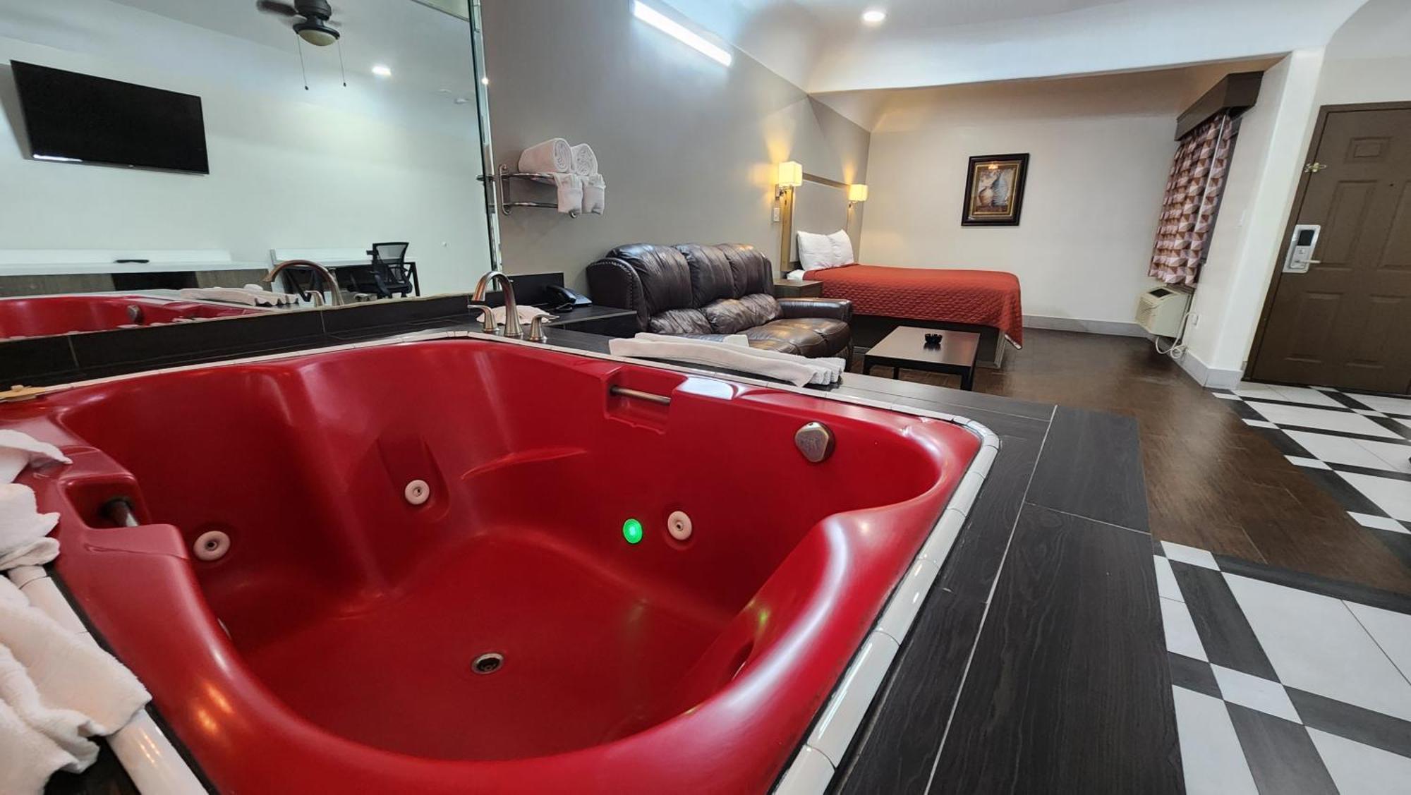 Scottish Inn & Suites Sam Houston Parkway ภายนอก รูปภาพ