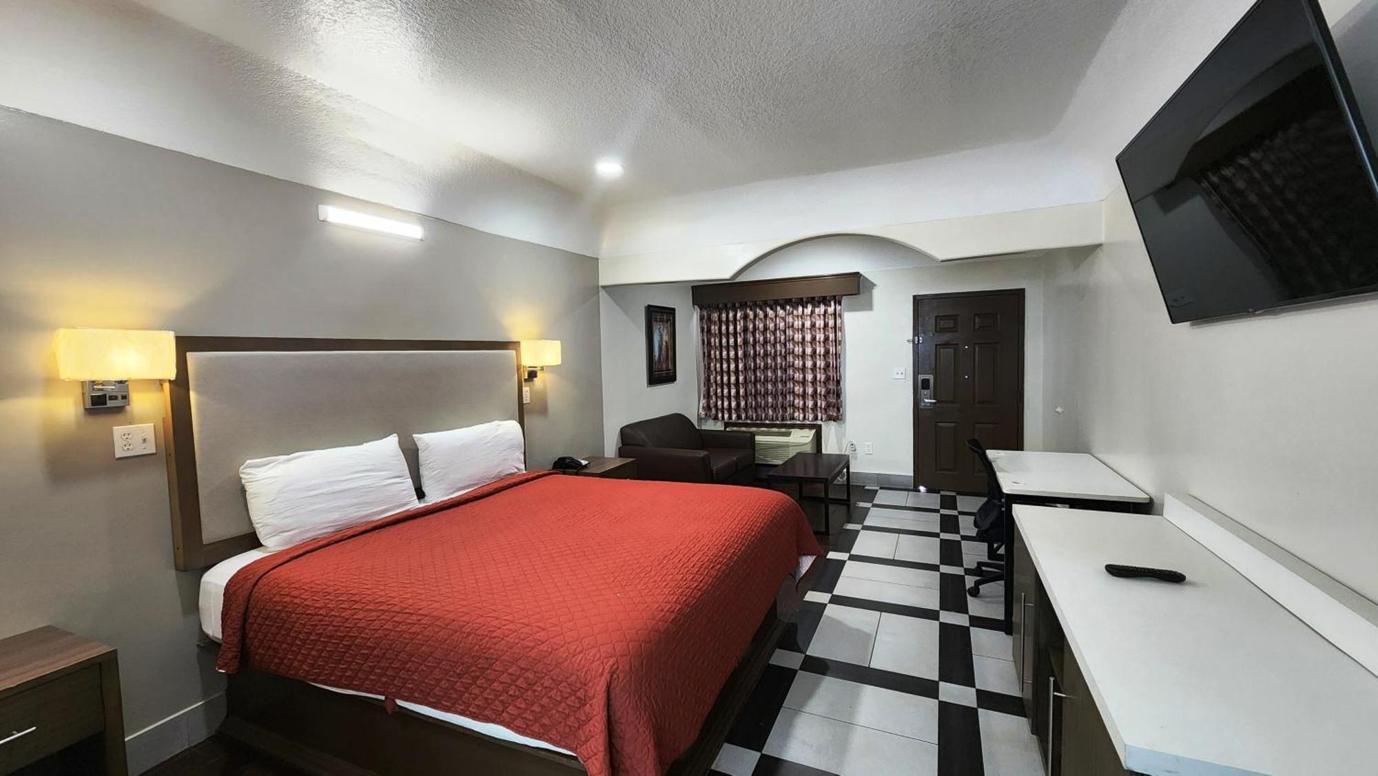 Scottish Inn & Suites Sam Houston Parkway ภายนอก รูปภาพ