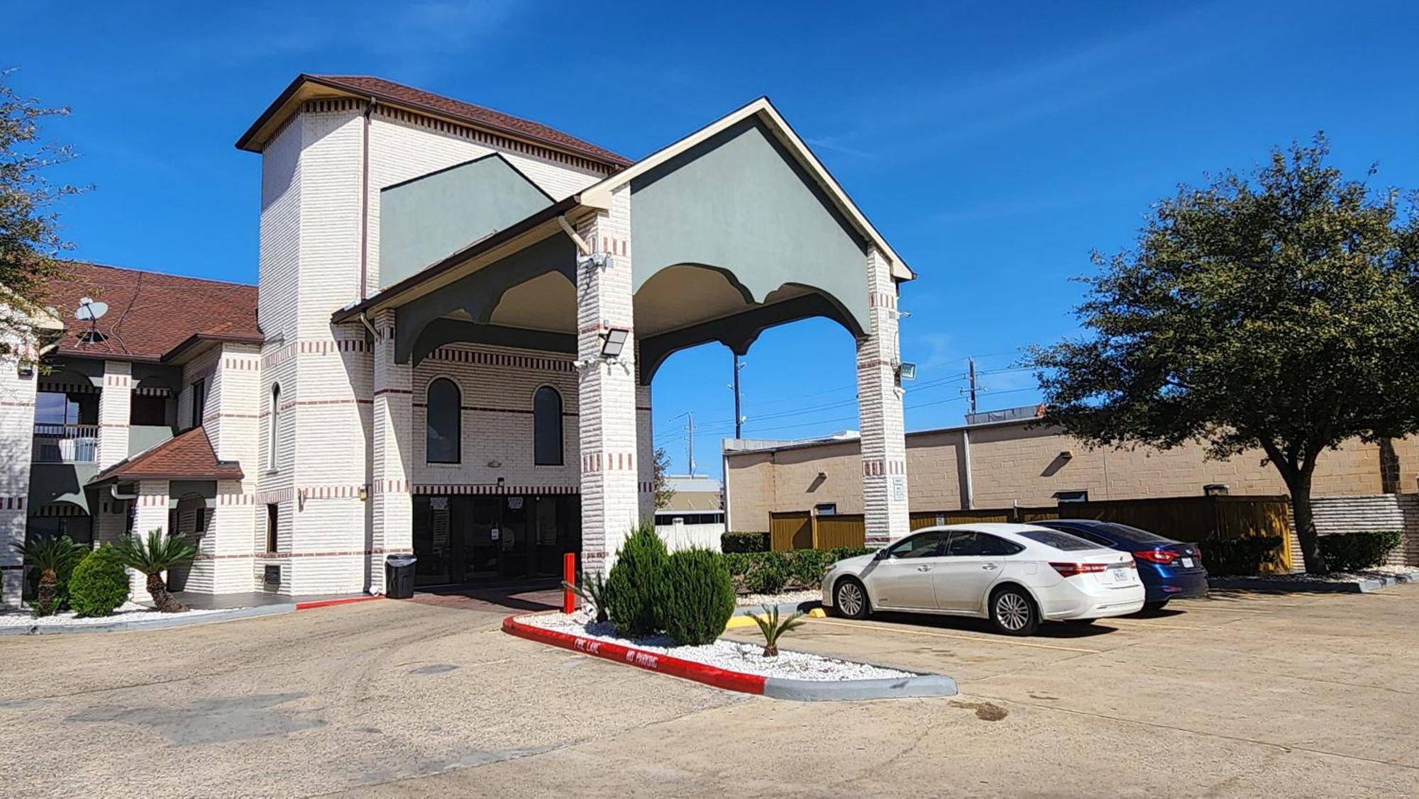 Scottish Inn & Suites Sam Houston Parkway ภายนอก รูปภาพ